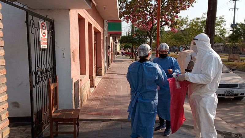 Operativo de testeo epidemiológico en barrios de Capital y Banda ...