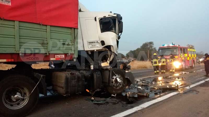 El choque se registró alrededor de las 7 de la mañana. 