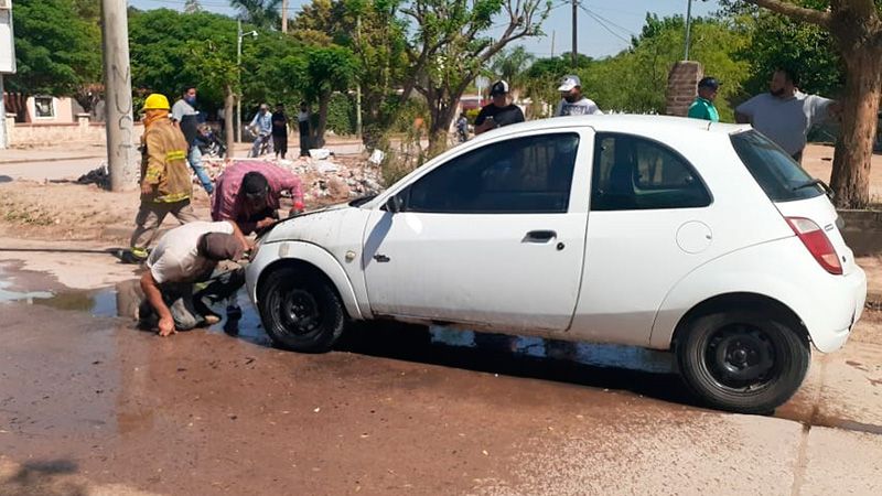 Minutos antes, el auto había sido retirado de un lavadero. 