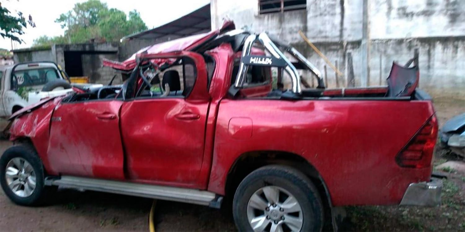 camioneta vuelco hilux lavalle 