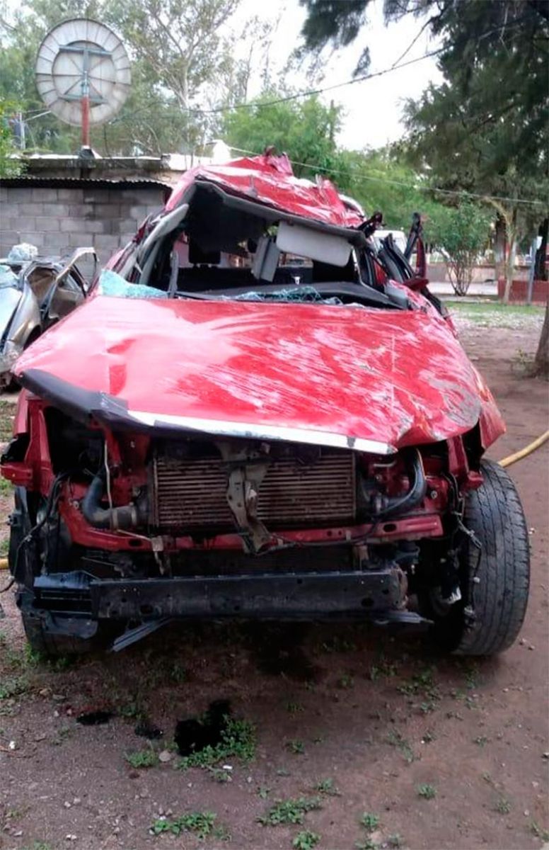 camioneta vuelco hilux lavalle 