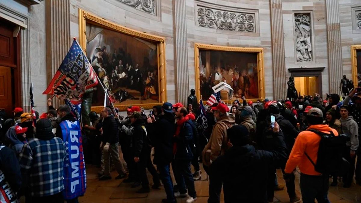 La horda no pudo ser contenida 