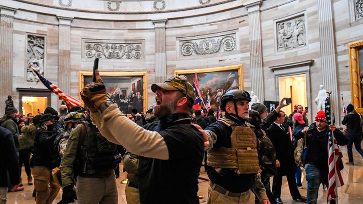 Manifestantes en el Capitolio 
