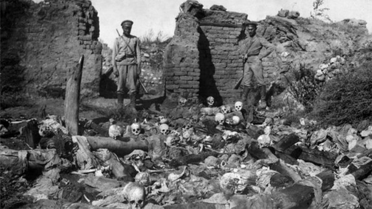 Cráneos en la aldea armenia de Sheyxalan 