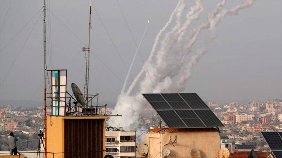 Israel dice que se han lanzado más de 1.000 cohetes 
