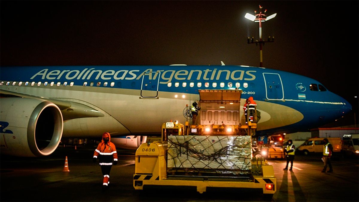Llegó a Moscú otro vuelo de Aerolíneas Argentinas en busca de vacunas Sputnik V - Vimarsana News