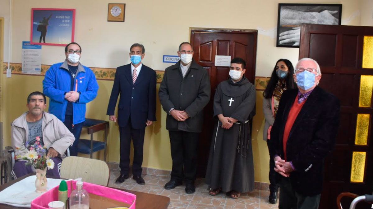El Programa Provincial "Mis Primeros 1.700 Días" llegó al Hogar de Ancianos de Añatuya - Vimarsana News