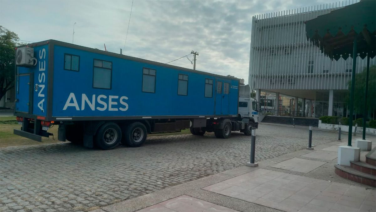 ANSES: el Camión de Atención Móvil atiende desde este lunes en Capital - Vimarsana News