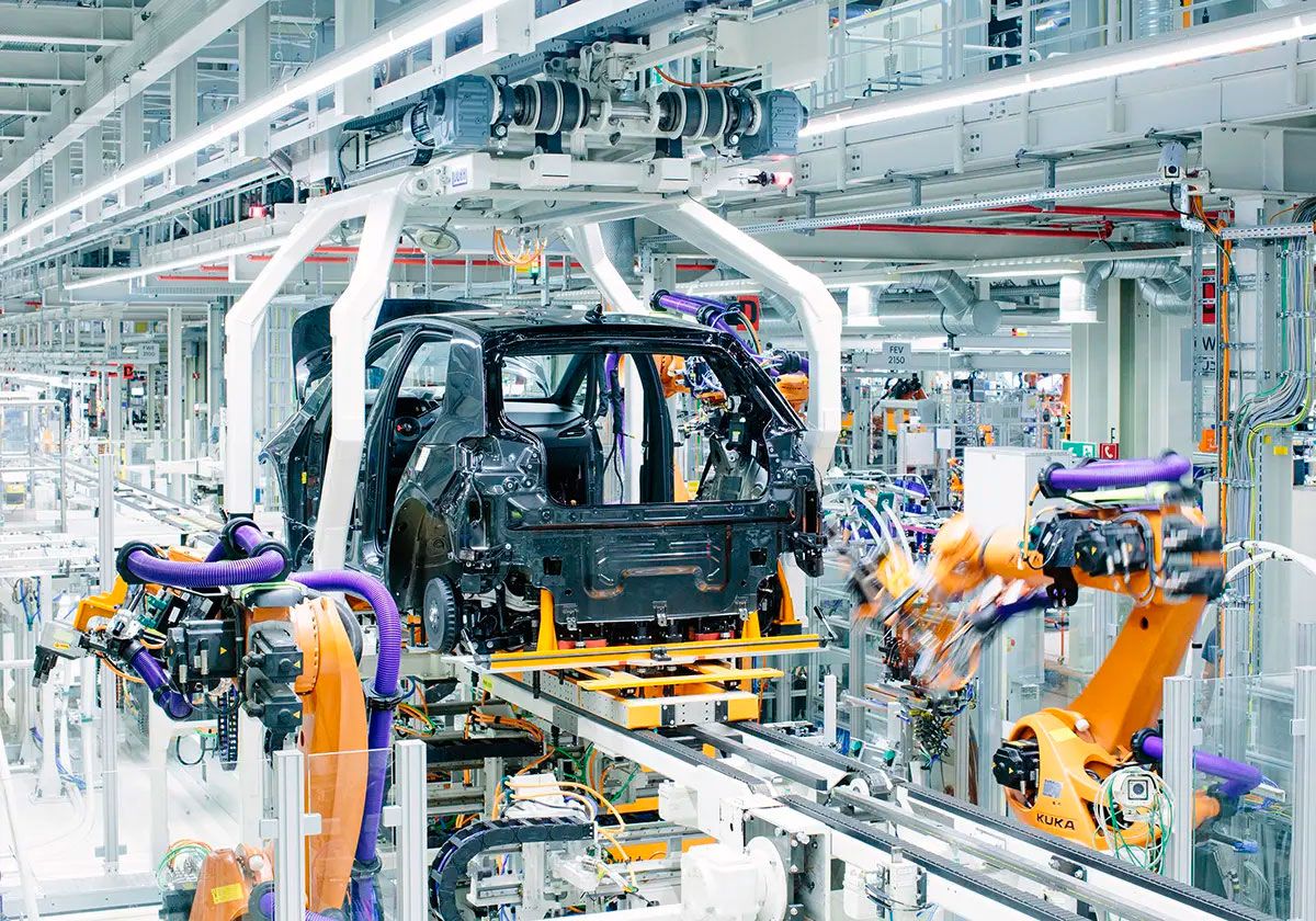 El Gobierno impulsará la producción de autos eléctricos por la falta de dólares - Vimarsana News