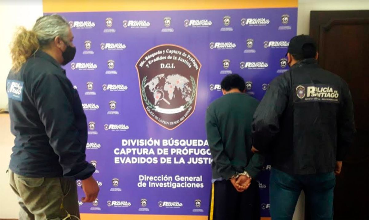 Disfrazados de personal sanitario, policías detuvieron a un prófugo de la Justicia de Género - Vimarsana News