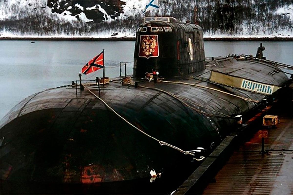 El inmenso submarino 