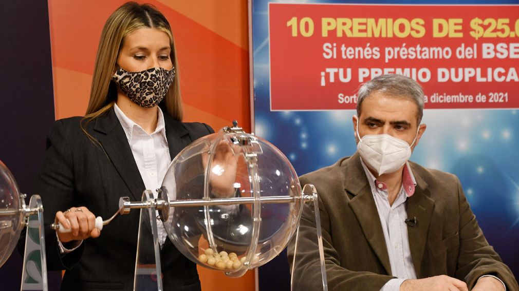 Tarjeta Sol y el BSE repartieron 425 mil pesos en el sorteo mensual de agosto - Vimarsana News