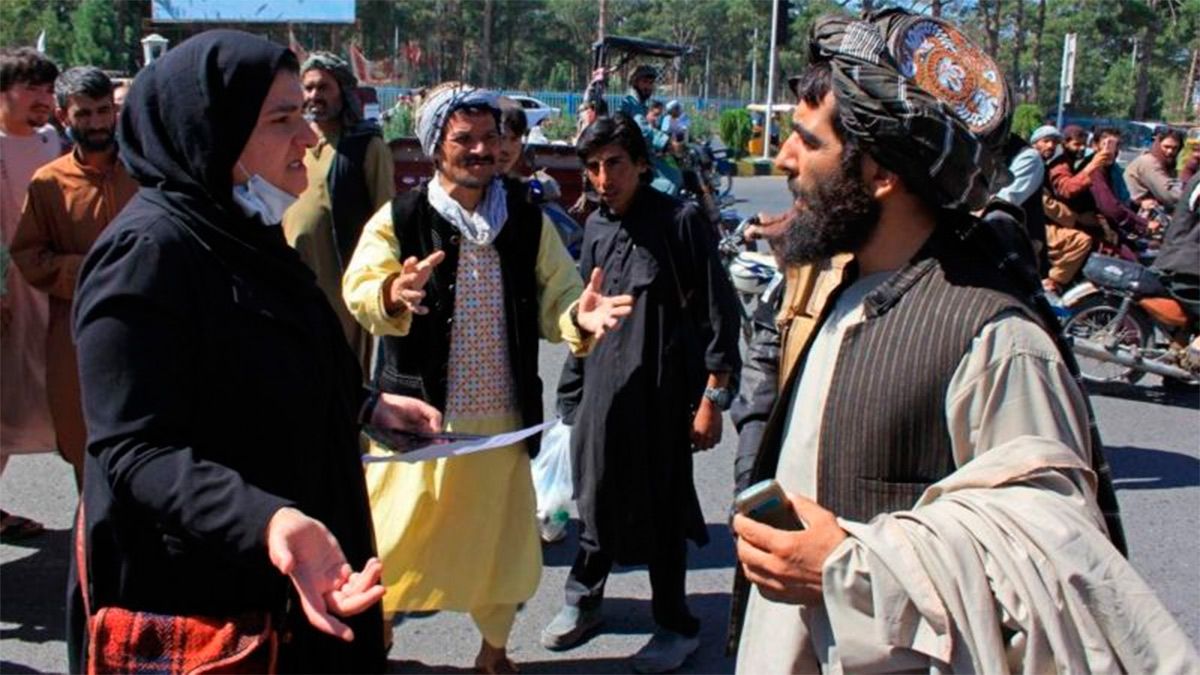 protesta mujeres kabul 