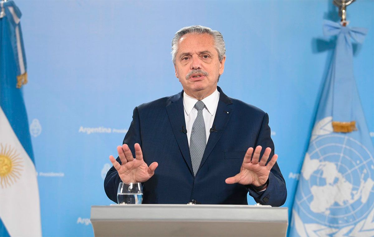El Presidente calificó al endeudamiento argentino como "tóxico e irresponsable" - Vimarsana News