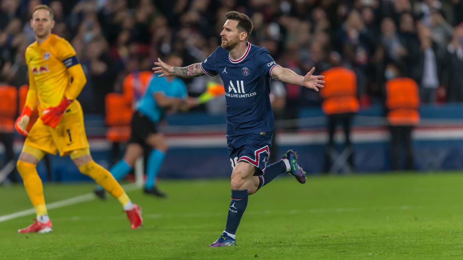 Messi marcó un doblete y el París SaintGermain se lo dio vuelta al
