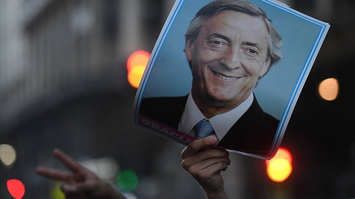 A 11 años de su muerte, el Frente de Todos homenajea a Néstor Kirchner ...