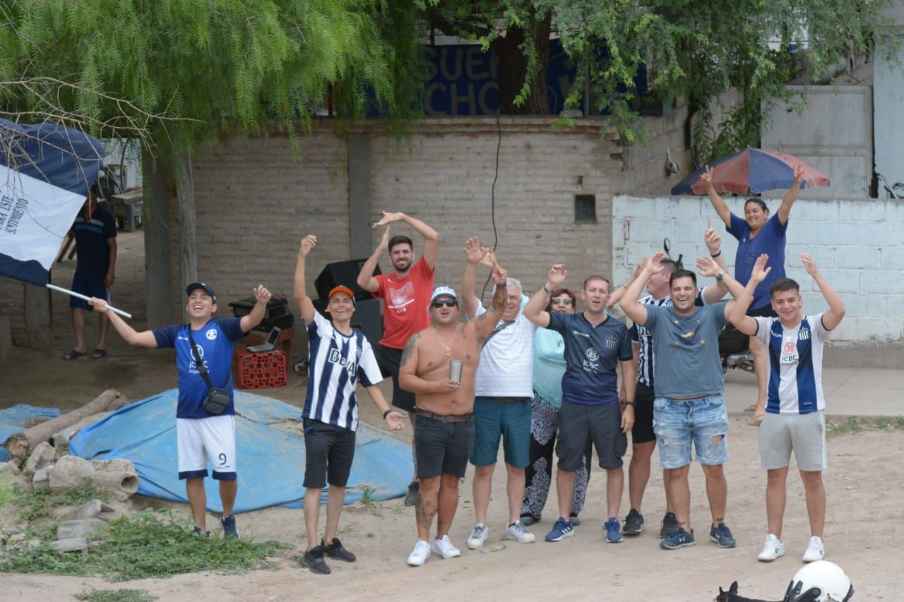 hinchas talleres santiago 