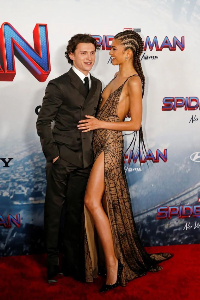 Zendaya cautivó con su espectacular vestido en la premiere de “Spider