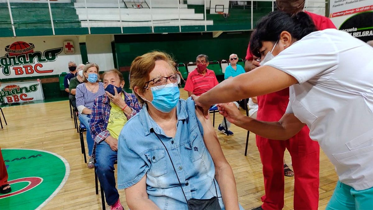 Santiago receives more than 20,000 vaccines to strengthen its campaign against the corona virus