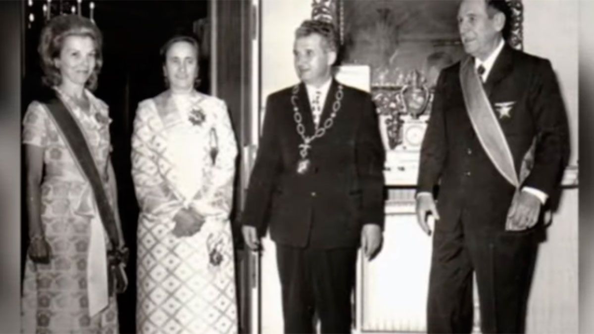Perón recibió a la pareja de dictadores y los distinguieron 