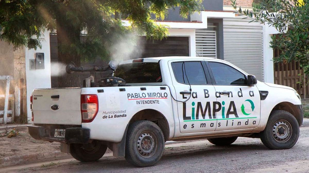 La Banda continúa con la fumigación semanal en los diferentes barrios ...