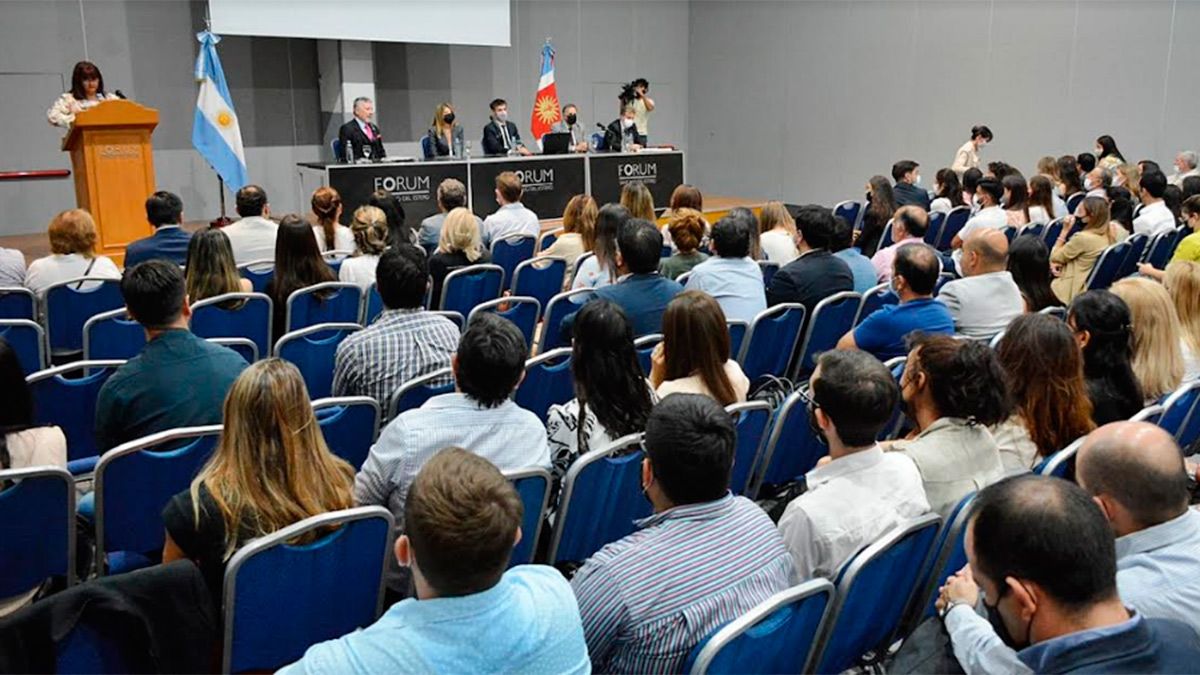 Se realizó el seminario de Abogacía