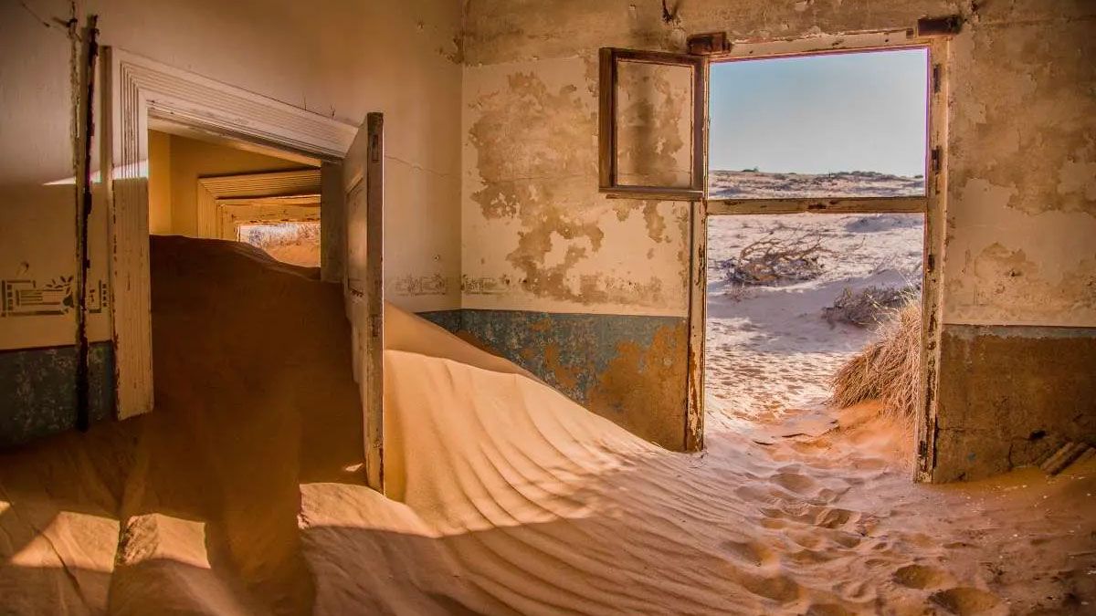 Kolmanskop, Namibia. 