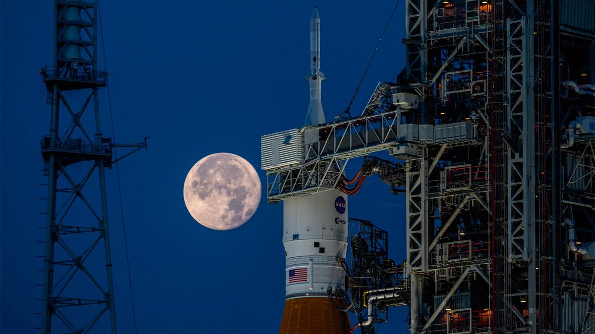 Zum dritten Mal versucht die NASA, ihre Rakete zum Mond zu schicken