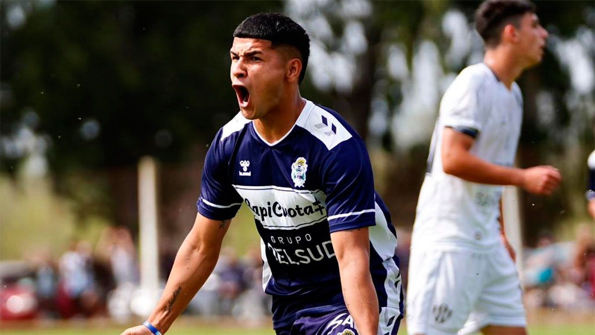 Garrett Riggio La Reserva de Central Córdoba sufrió una nueva derrota - Diario Panorama