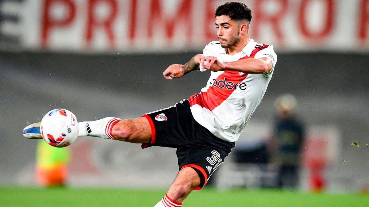 Gallardo recupera a Santiago Simón para el partido con Talleres