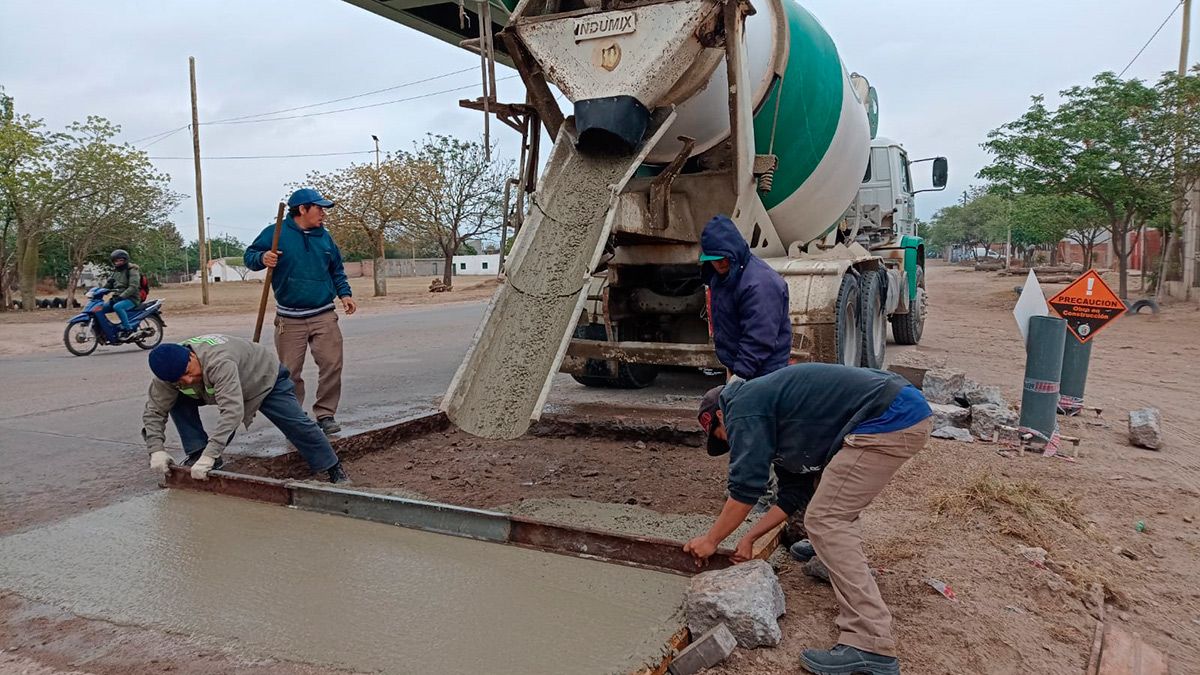 Continua con el trabajo en la reparación de diferentes calles en La ...