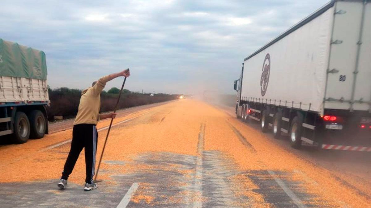 Violento roce de camiones complicó el tránsito en la Ruta 34 - Diario ...