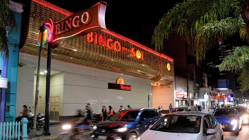 Casino Bingo Fachada juegos maquinas 