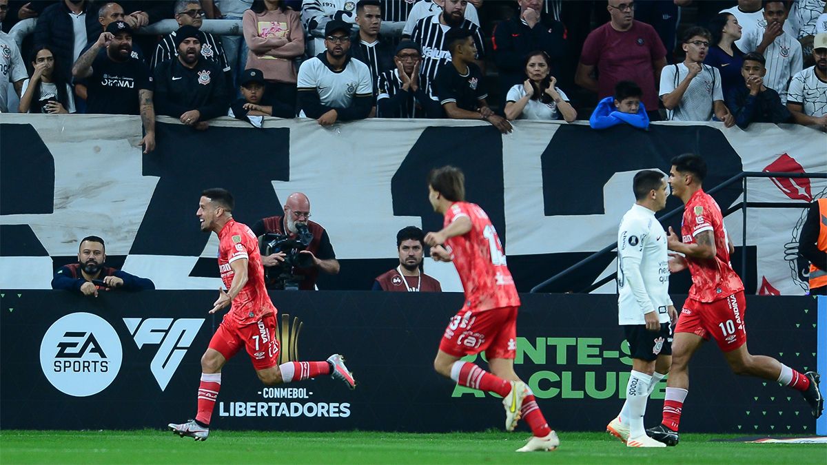 Enorme triunfo de Argentinos Juniors ante Corinthians en Brasil