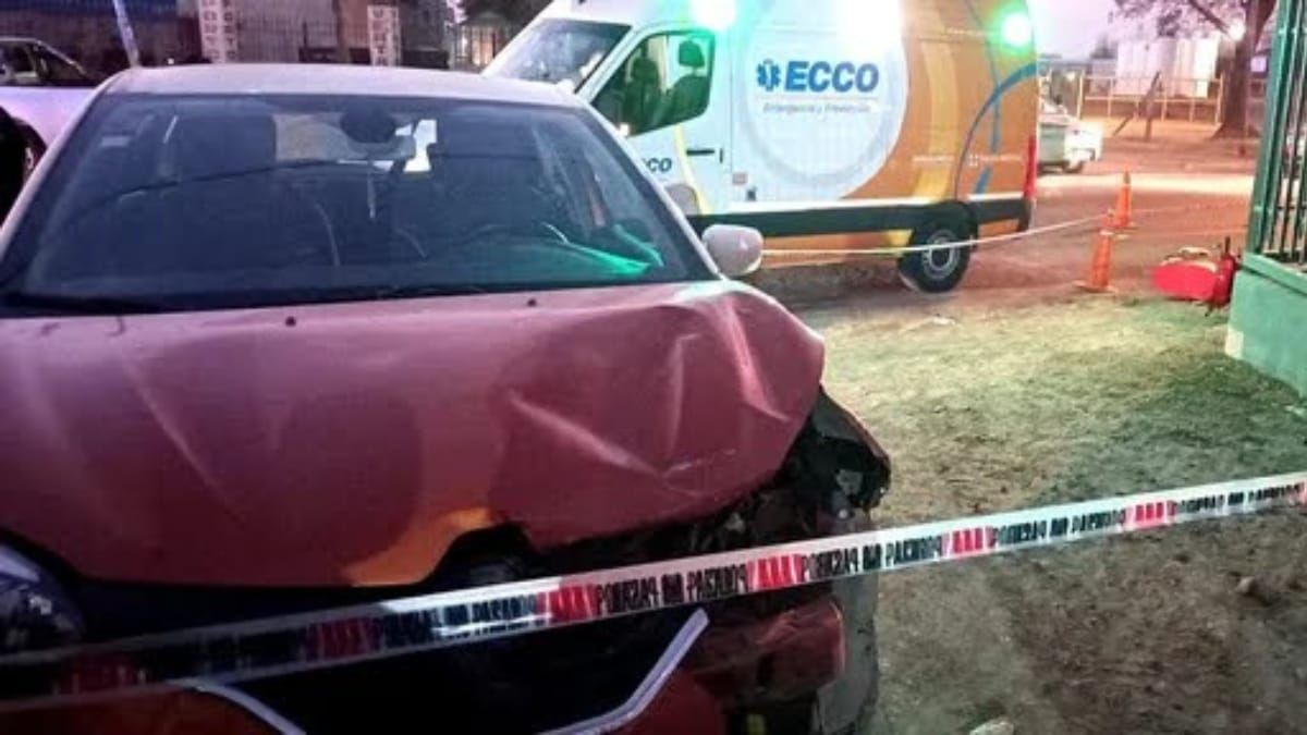 Córdoba dos personas heridas tras fuerte accidente en Av. Juan B