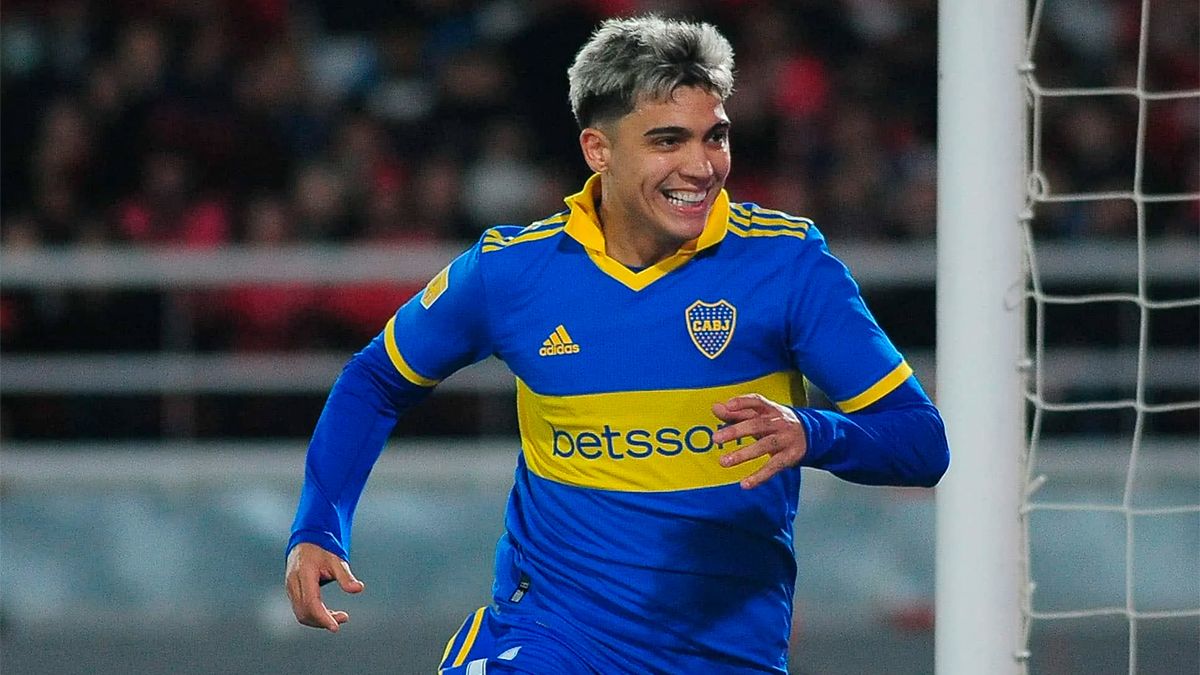 Exequiel Zeballos la vuelta al gol, la llegada de Cavani y la Copa