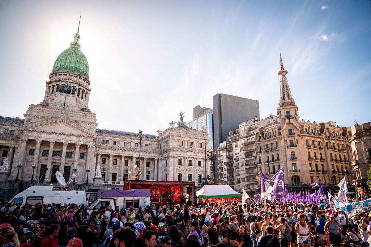 Este 25 de noviembre marchan en todo el mundo contra la violencia hacia ...