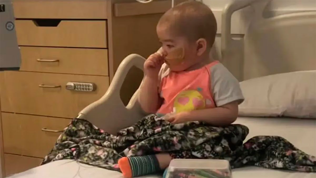 Rapada para simular la enfermedad 