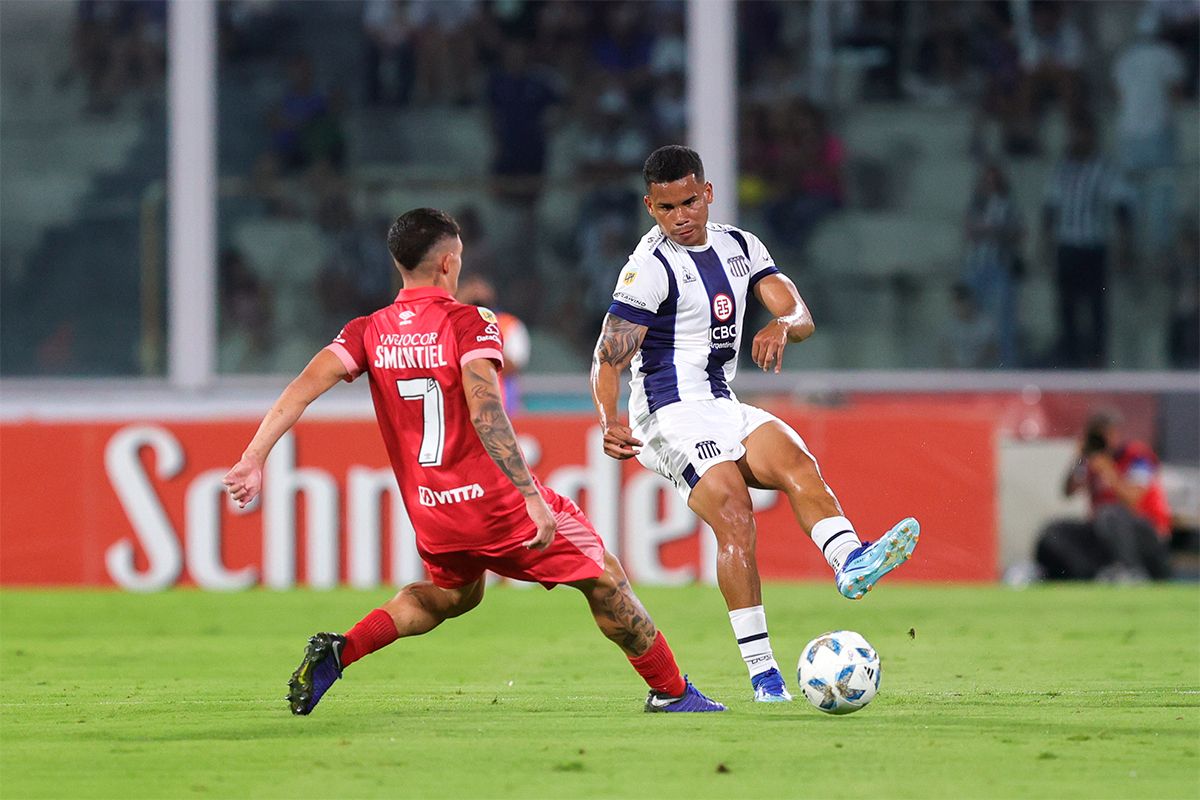 Talleres se lo dio vuelta a Argentinos sobre el final y se quedó con un triunfazo en Córdoba - Diario Panorama Movil