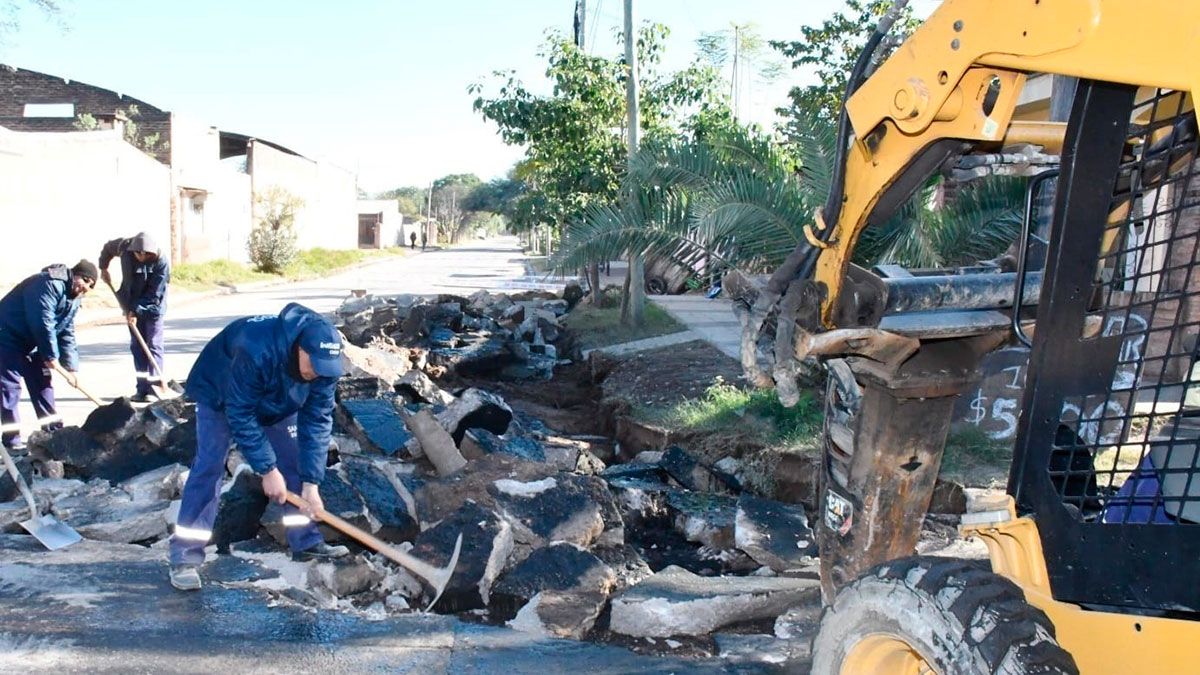 La Municipalidad continúa con su programa de bacheo en calles de la ...