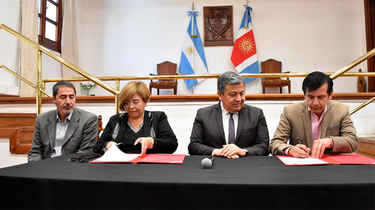 La Secretaría de Trabajo y la UNSE firmaron un convenio para el ...