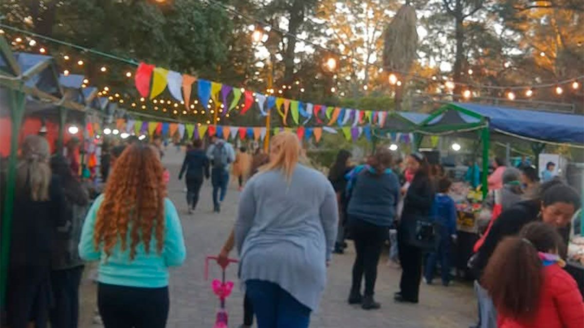 Este domingo comenzará la Feria de Artesanos y Emprendedores en la Casa ...