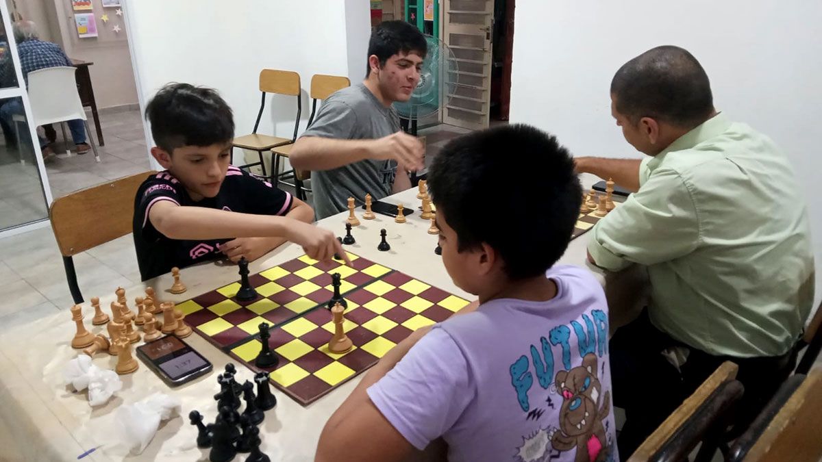 Brindarán un taller de ajedrez para niños y adultos en el barrio ...
