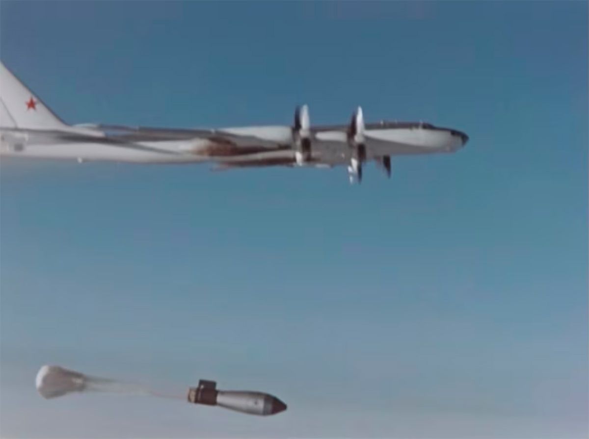 Lanzamiento de la bomba