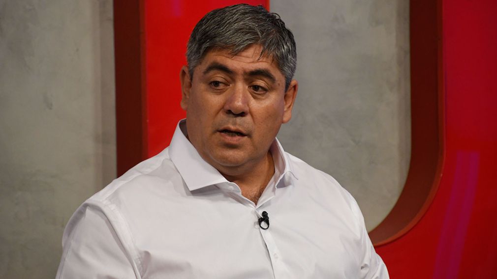 Libertad de Opinión - Víctor Rosales 