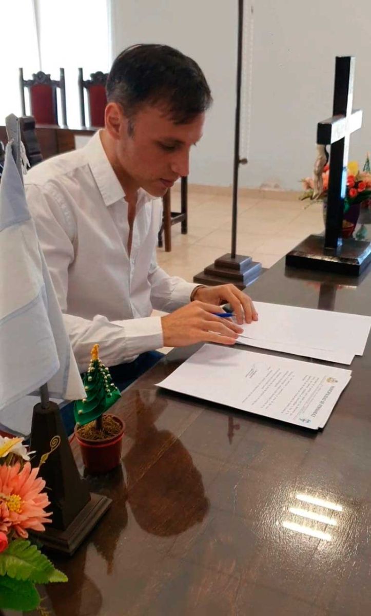 victor araujo fernadez 