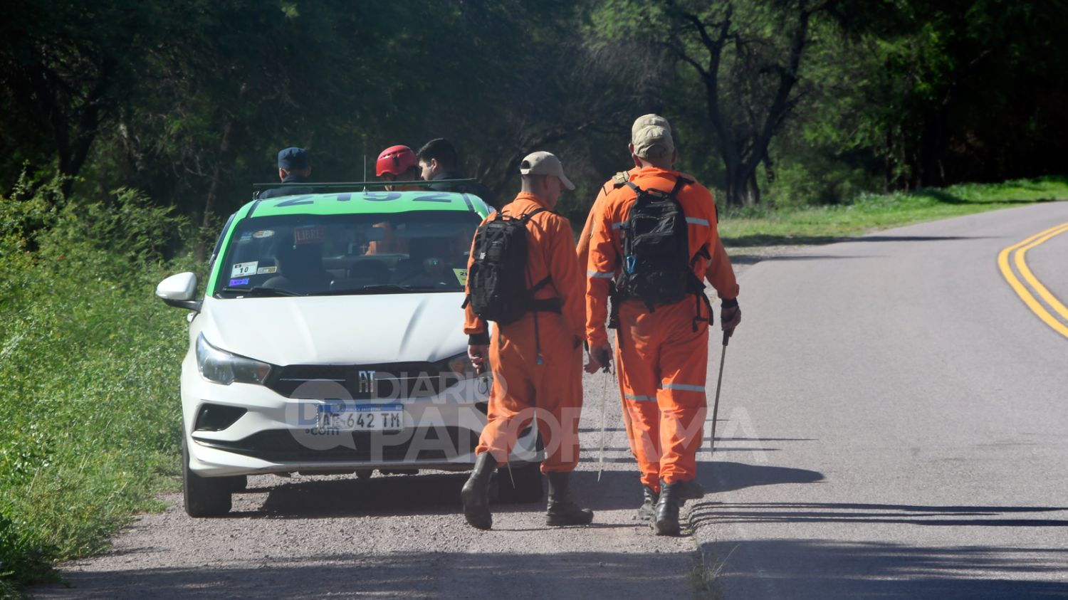 Personal policial en la búsqueda 