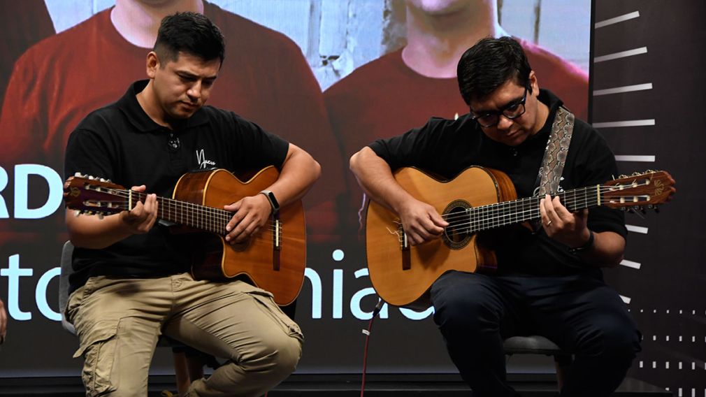 Nuevo Canto en Noticiero 7 