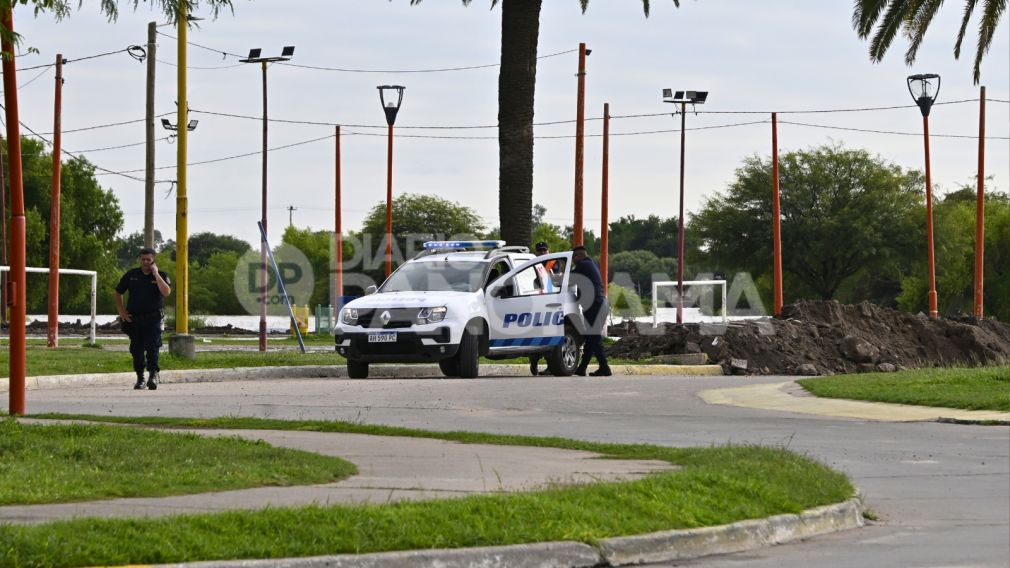 Ejecutaron bordos preventivos en el predio de Santiago es Tú Río 