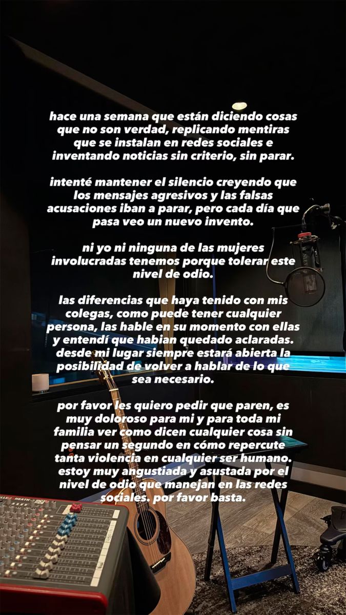 Comunicado de Emilia Mernes 